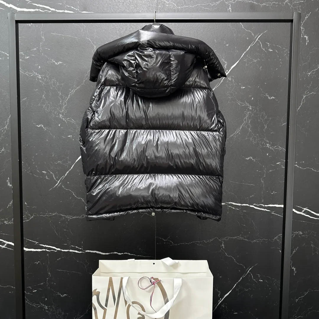 Moncler 【Original 】Authentic 𝑀𝑜𝑛𝑐𝑙𝑒𝑟｜ 𝑀𝑂𝑁𝑇𝐵𝐸𝐿𝐼𝐴𝑅𝐷 🇳🇱 / 90 Size：12345 ：Black